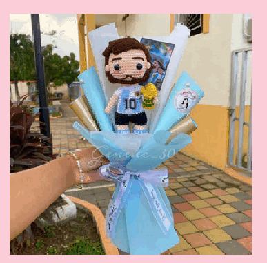 Buque messi em crochê feito à mão