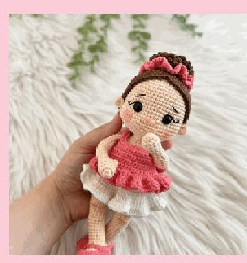Boneca bailarina em crochê feito à mão