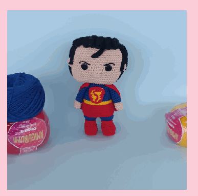 Superman Funko em crochê feito à mão