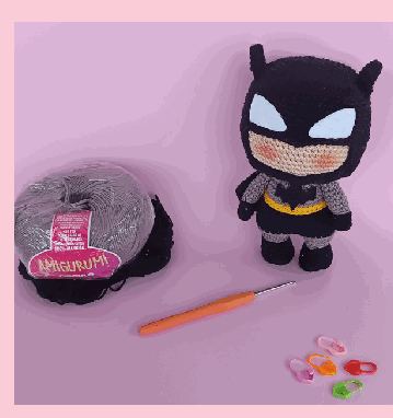 Batman Funko em crochê feito à mão